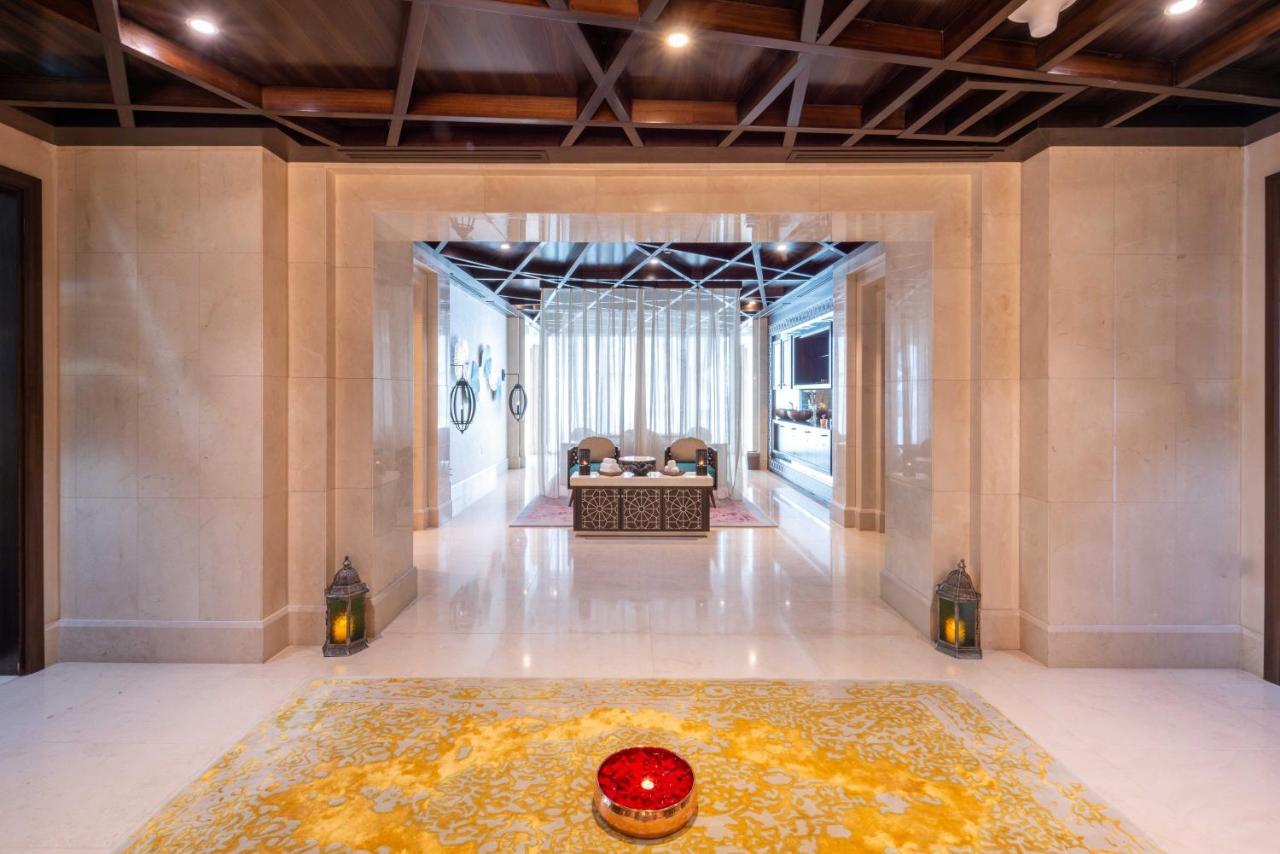 Shaza Doha Hotel Kültér fotó The Spa at The Oberoi, Mumbai